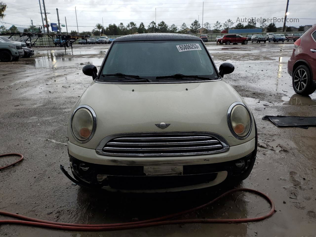 2007 Mini Cooper  Бежевый vin: WMWMF33517TT57556