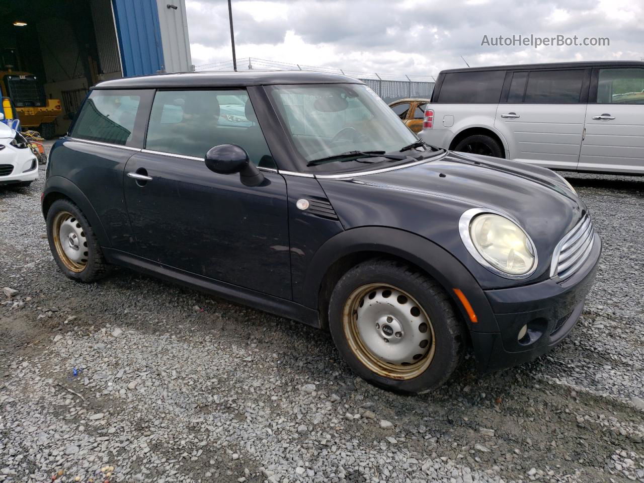 2007 Mini Cooper  Black vin: WMWMF33527TU61750