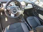 2007 Mini Cooper  White vin: WMWMF33537TT55839