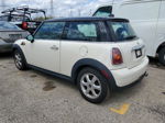 2007 Mini Cooper  White vin: WMWMF33537TT58496