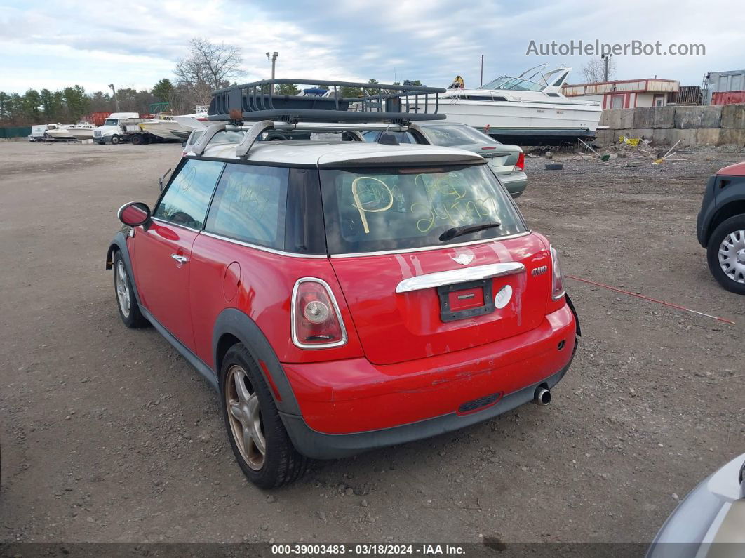 2007 Mini Cooper   Red vin: WMWMF33547TL77719