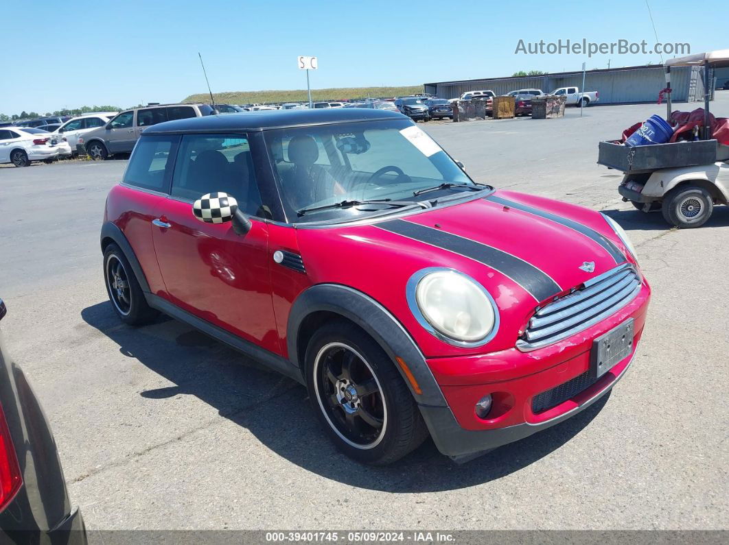 2007 Mini Cooper   Red vin: WMWMF33547TT51766