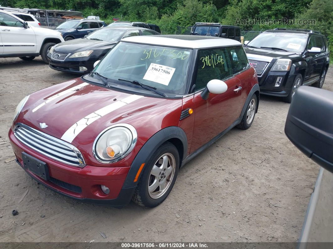 2007 Mini Cooper   Maroon vin: WMWMF33547TT55462