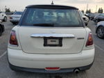 2007 Mini Cooper  White vin: WMWMF33547TT55493