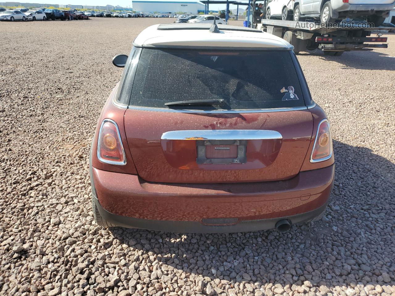 2007 Mini Cooper  Burgundy vin: WMWMF33547TU62690