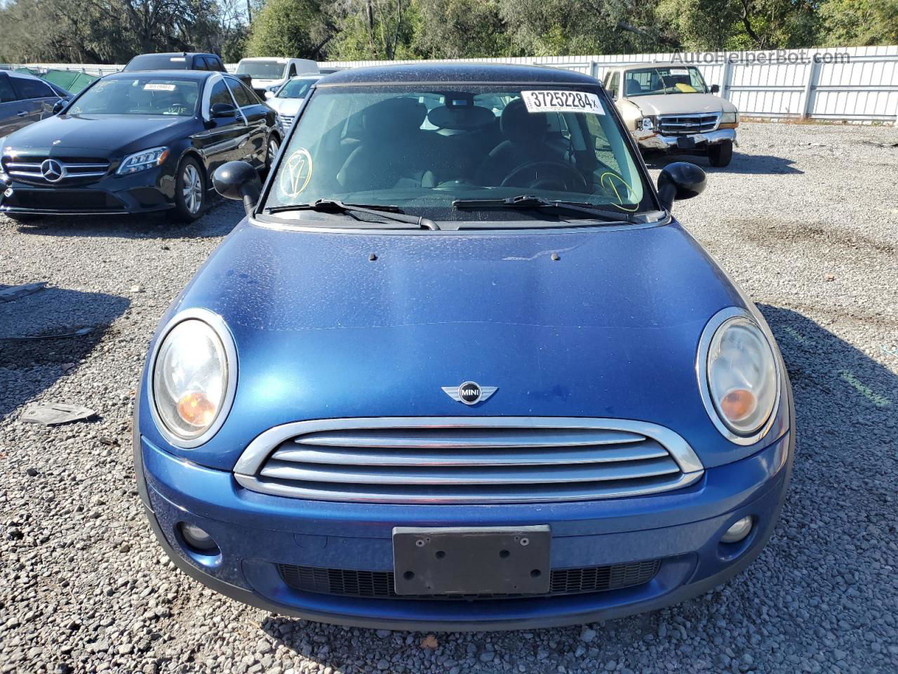 2007 Mini Cooper  Blue vin: WMWMF33557TL68642