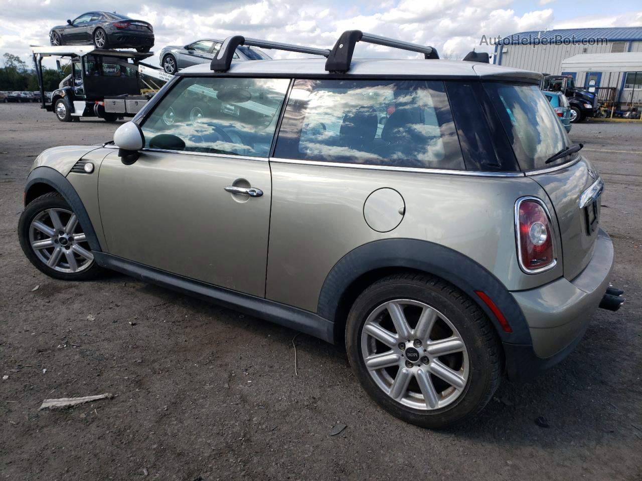 2007 Mini Cooper  Tan vin: WMWMF33567TL67886