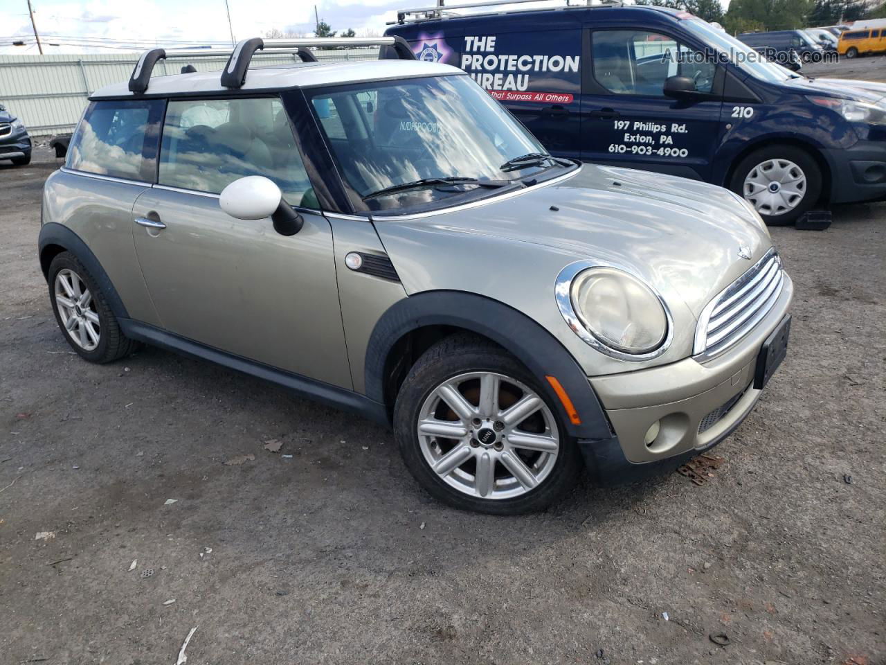 2007 Mini Cooper  Tan vin: WMWMF33567TL67886