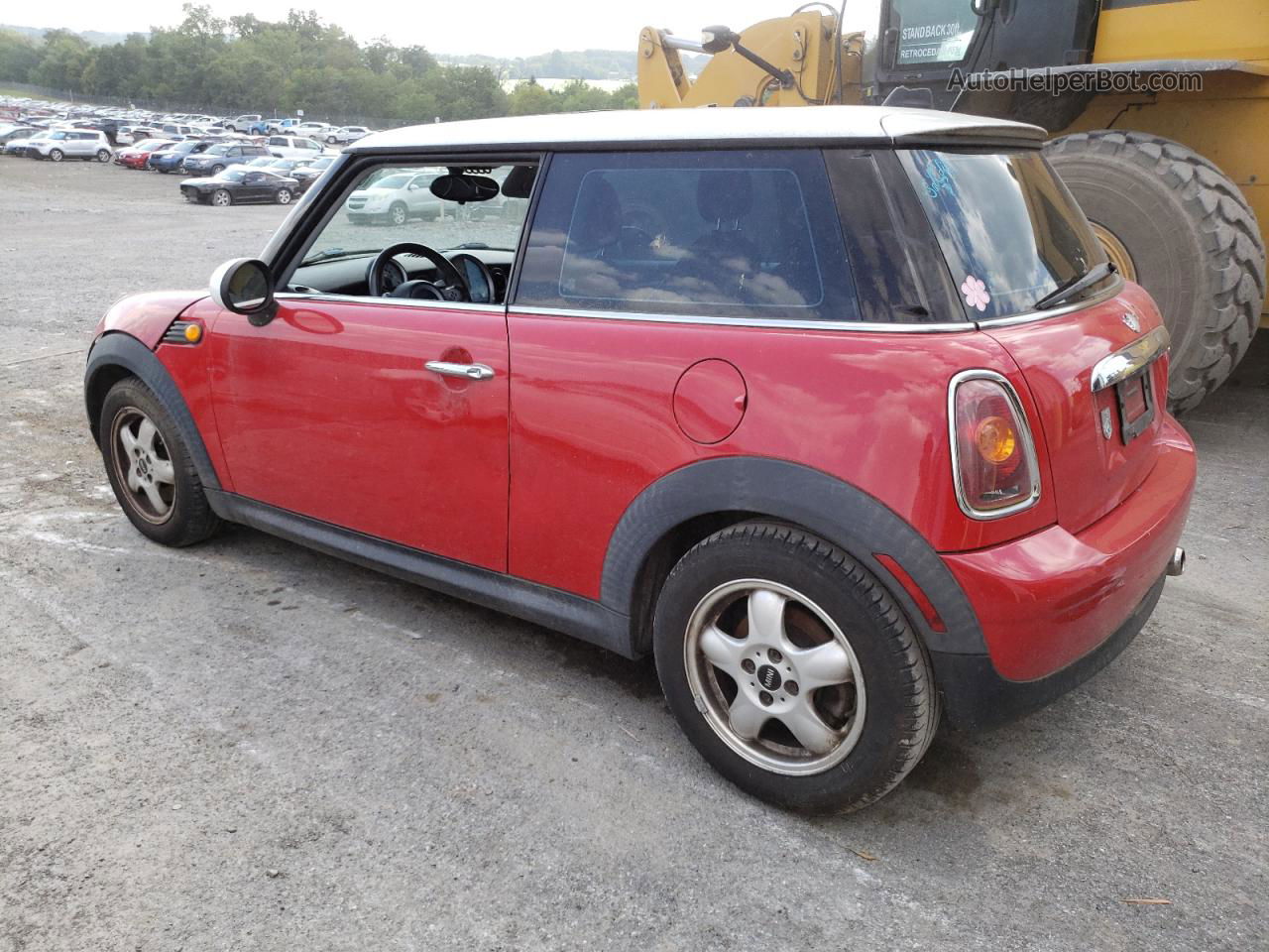 2007 Mini Cooper  Red vin: WMWMF33577TT51180