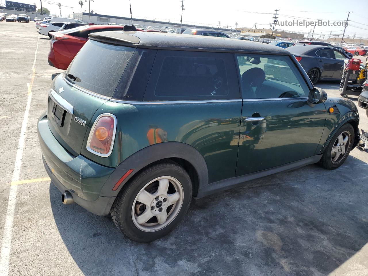 2007 Mini Cooper  Зеленый vin: WMWMF33577TT52510