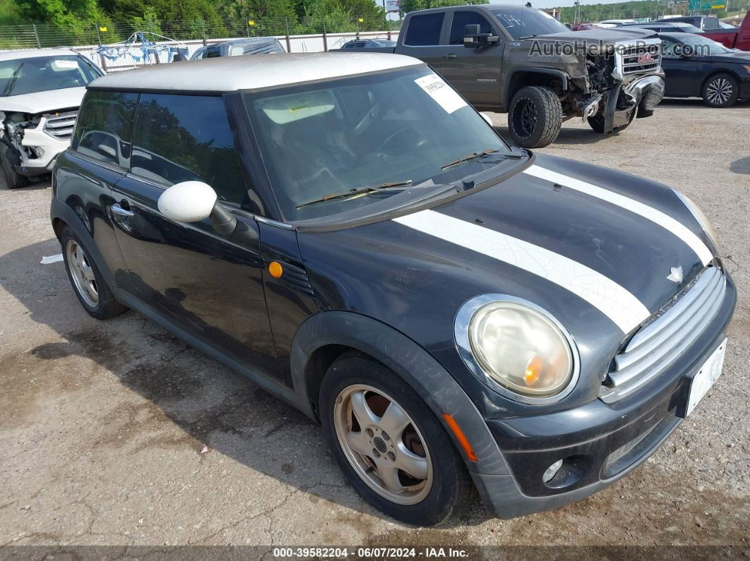 2007 Mini Cooper   Black vin: WMWMF33587TL68666