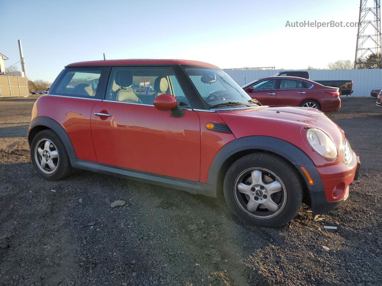 2007 Mini Cooper  Red vin: WMWMF33587TT50037