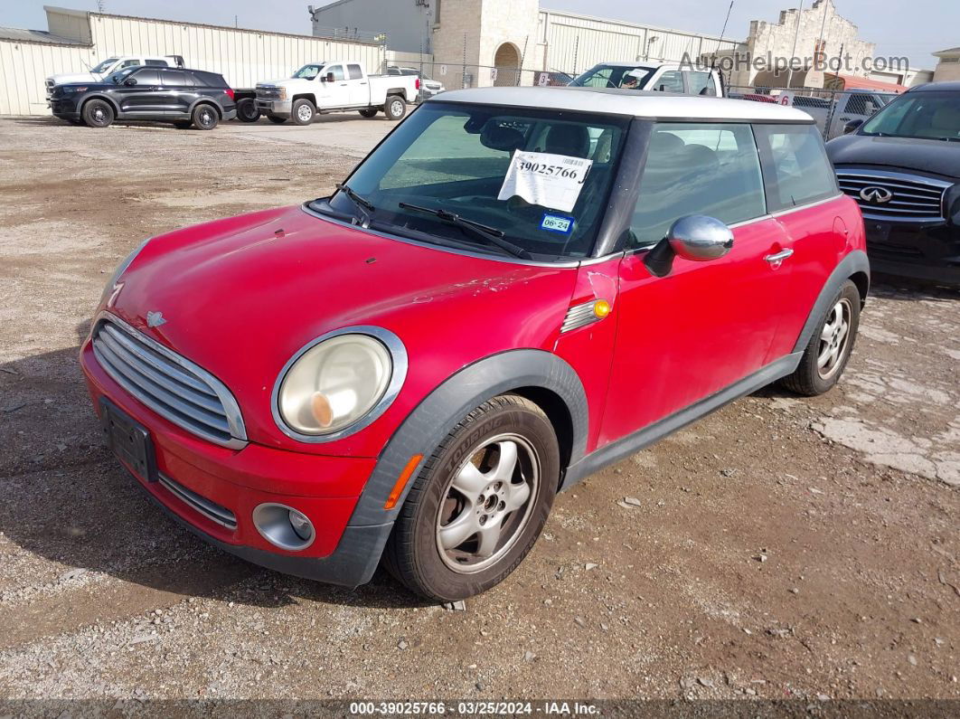 2007 Mini Cooper   Red vin: WMWMF33597TL77361