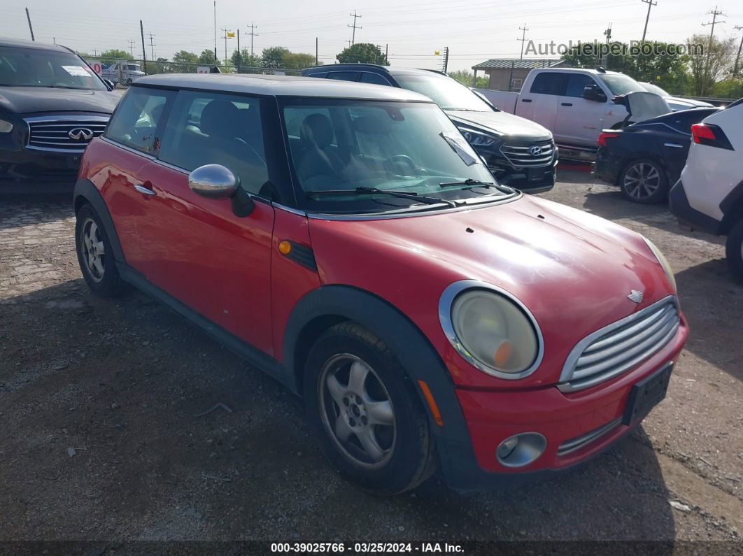 2007 Mini Cooper   Red vin: WMWMF33597TL77361