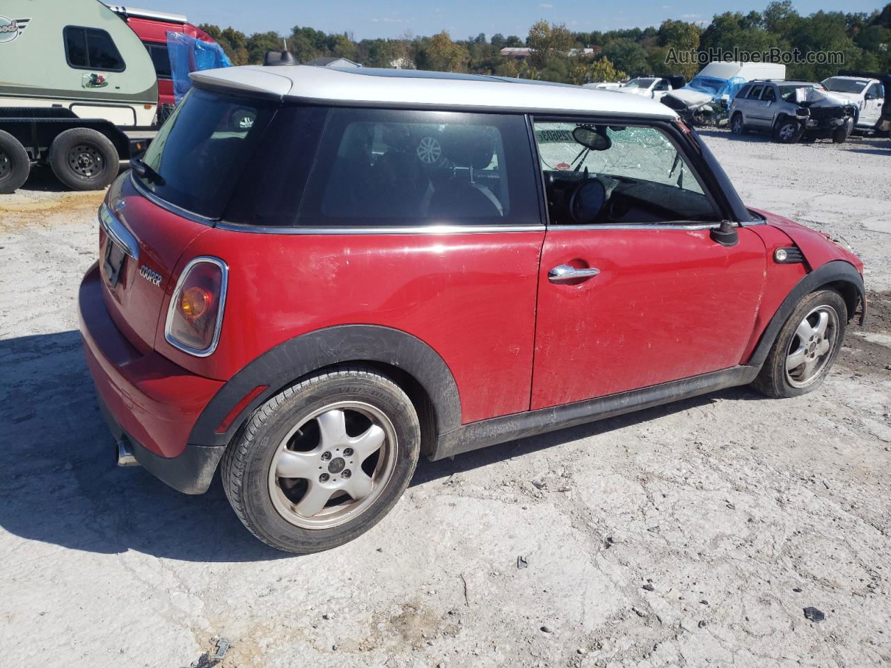 2007 Mini Cooper  Red vin: WMWMF33597TT53402