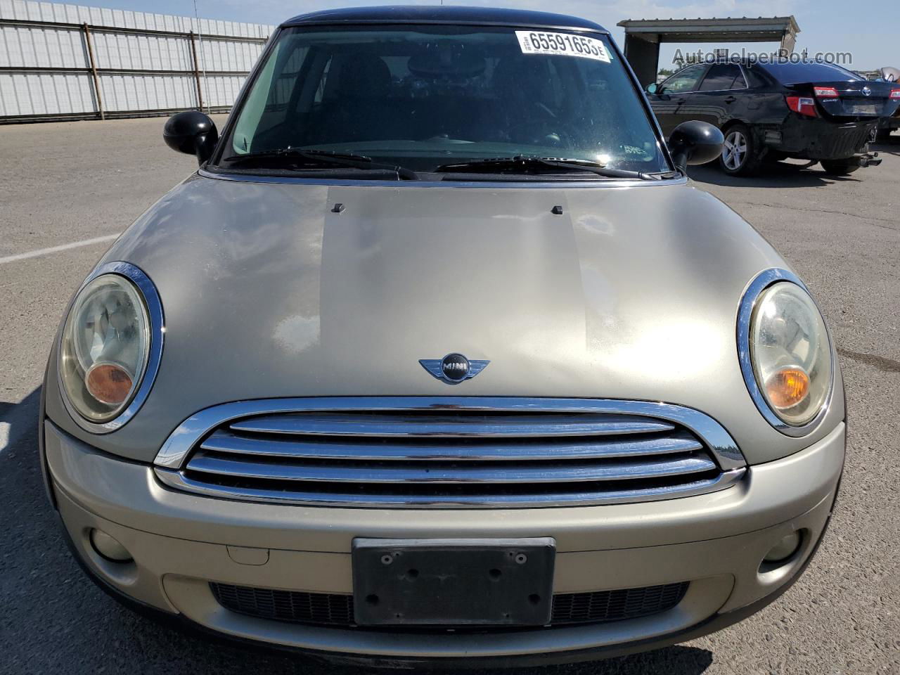 2007 Mini Cooper  Tan vin: WMWMF33597TT55117