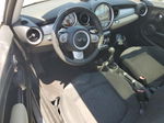 2007 Mini Cooper  White vin: WMWMF33597TT57496