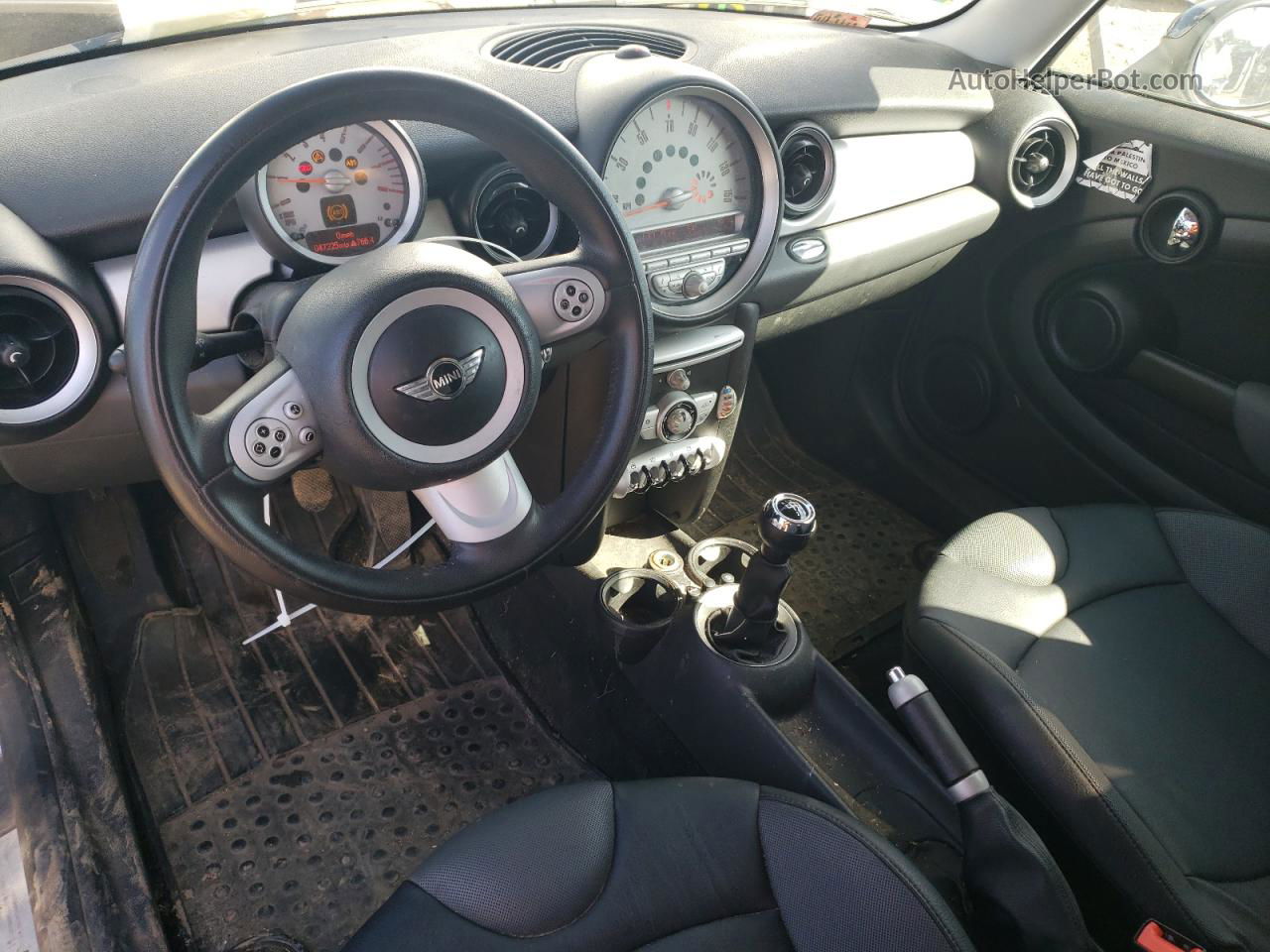 2007 Mini Cooper  Gray vin: WMWMF335X7TL68359