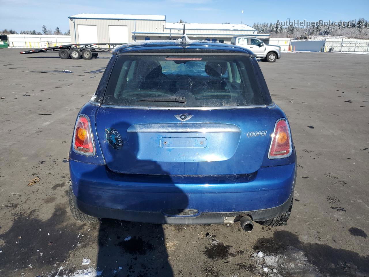 2007 Mini Cooper  Blue vin: WMWMF335X7TU62872