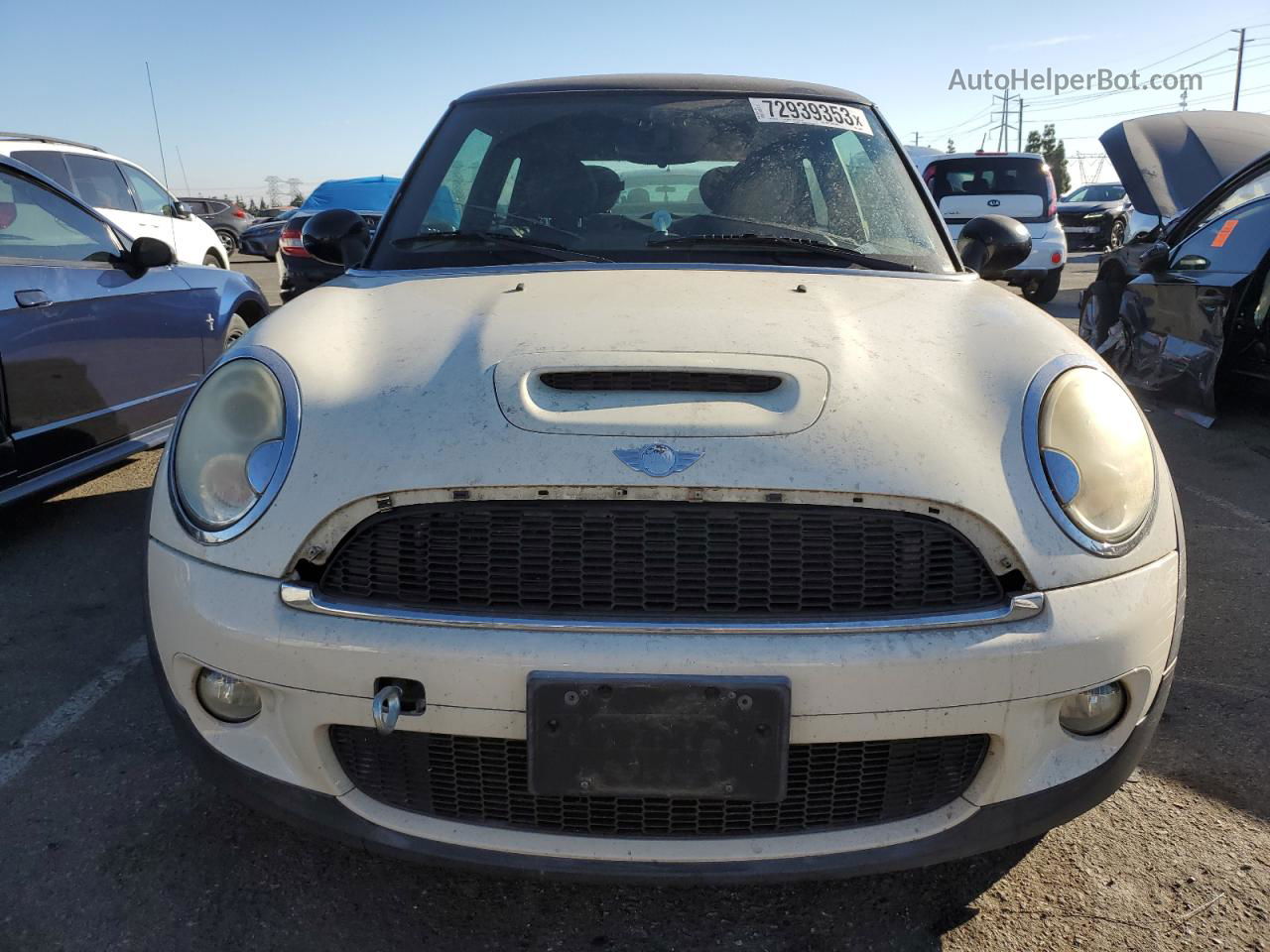 2007 Mini Cooper S Cream vin: WMWMF73507TL88059