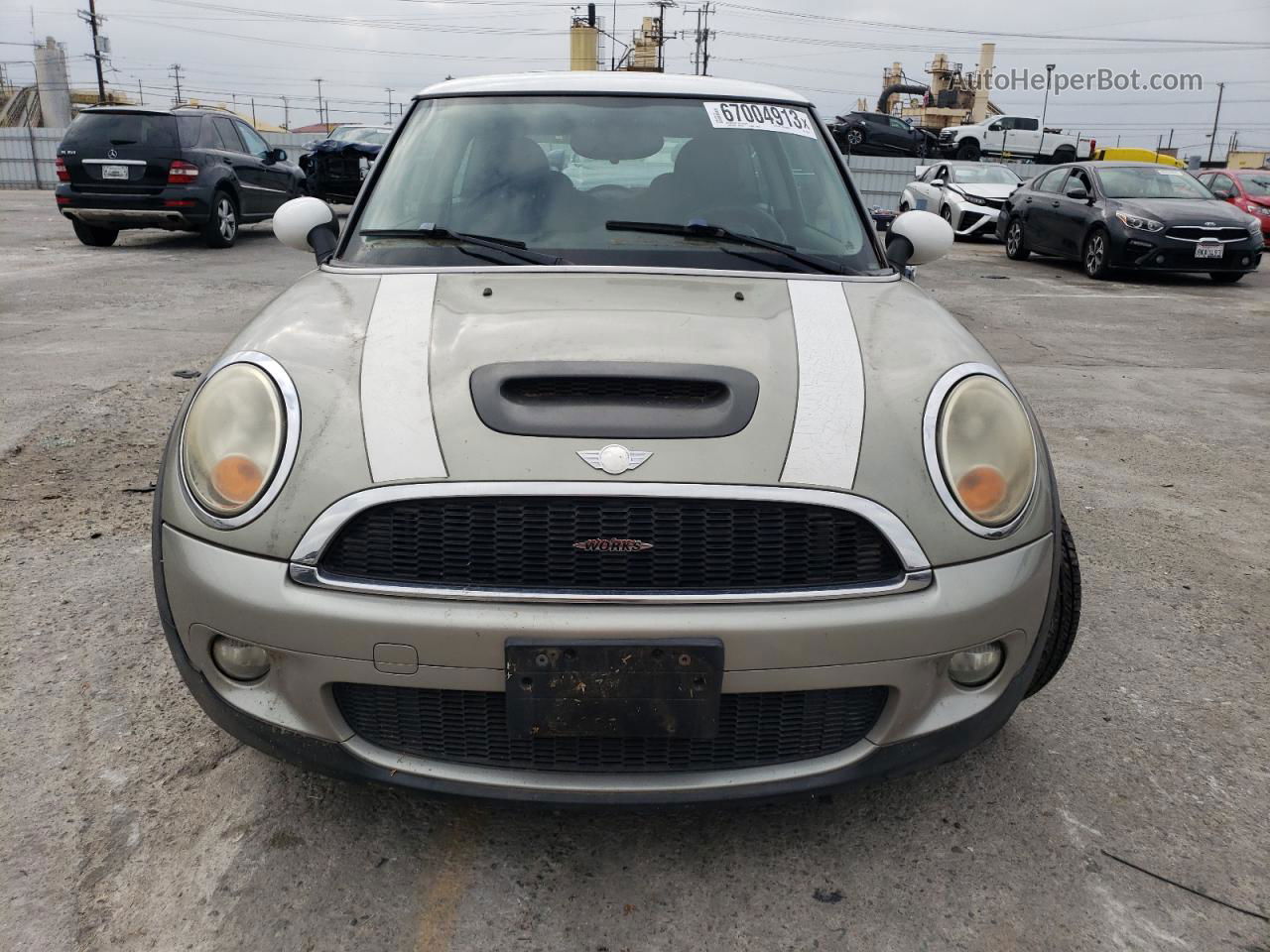 2007 Mini Cooper S Желто-коричневый vin: WMWMF73517TL85381