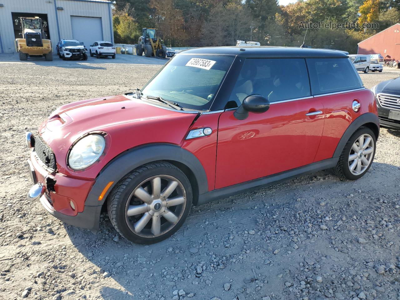 2007 Mini Cooper S Red vin: WMWMF73527TL87673