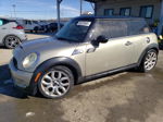 2007 Mini Cooper S Gold vin: WMWMF73527TT81906