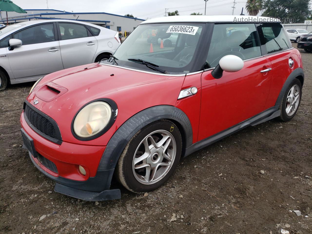 2007 Mini Cooper S Красный vin: WMWMF73537TT80439