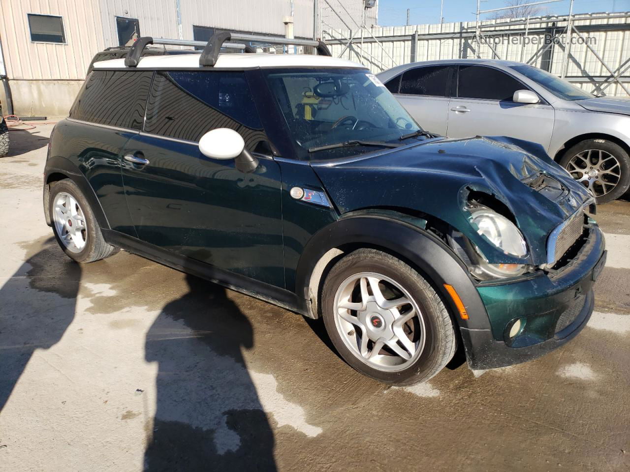 2007 Mini Cooper S Green vin: WMWMF73557TL92527