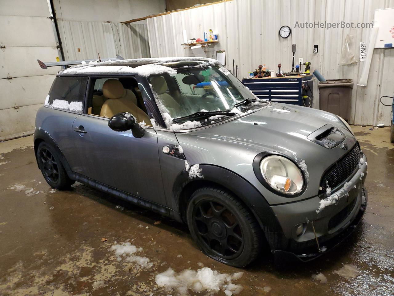 2007 Mini Cooper S Gray vin: WMWMF735X7TL87890