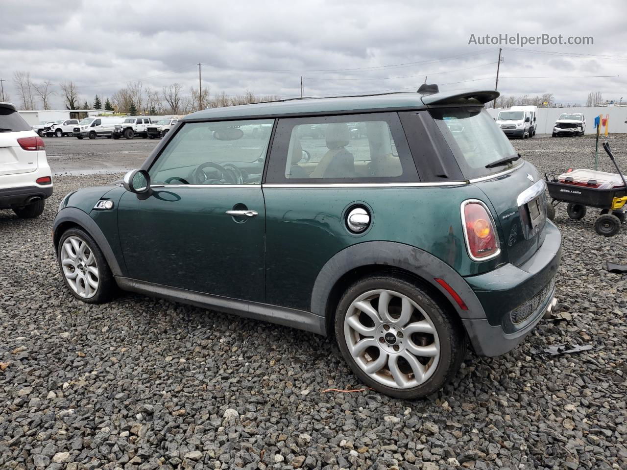 2007 Mini Cooper S Green vin: WMWMF735X7TL89851