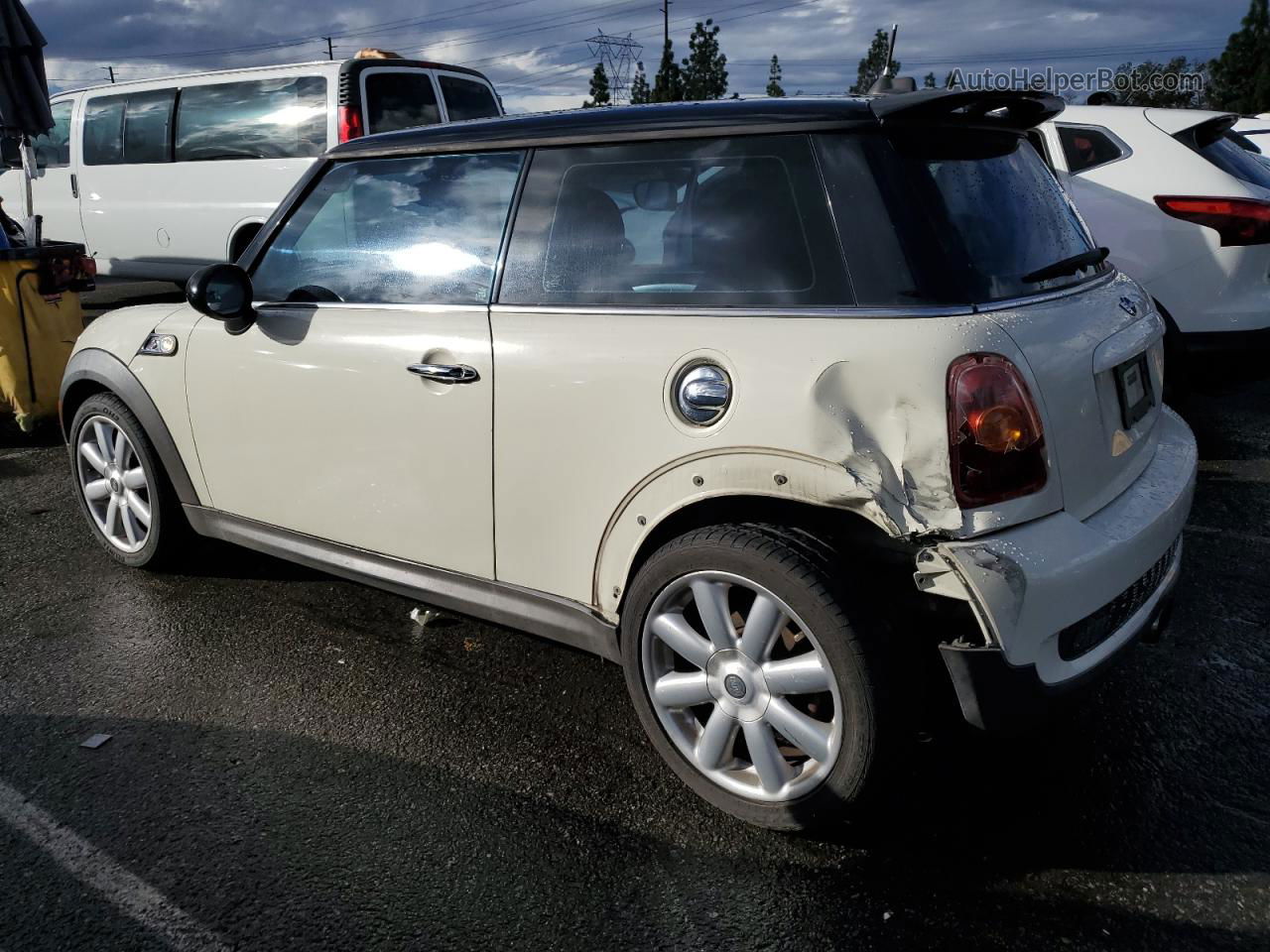 2007 Mini Cooper S Cream vin: WMWMF735X7TT80003