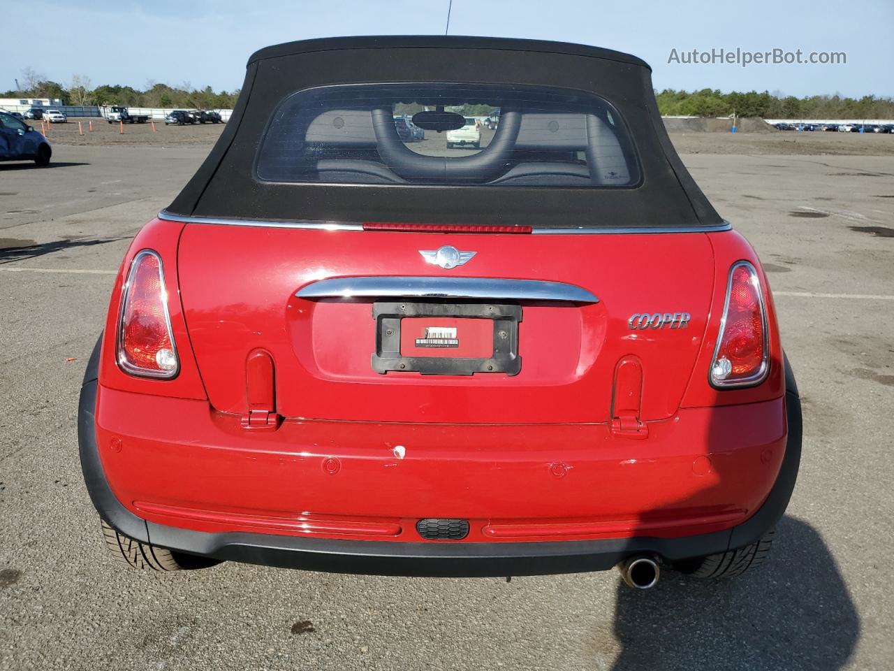 2007 Mini Cooper  Red vin: WMWRF33517TG17818