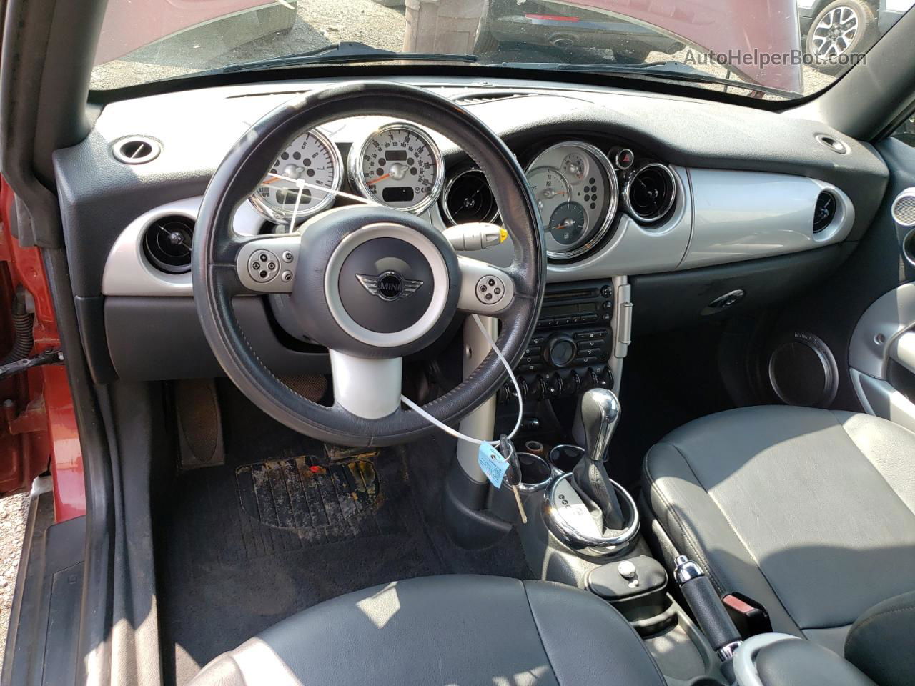 2007 Mini Cooper  Бордовый vin: WMWRF33597TG17808