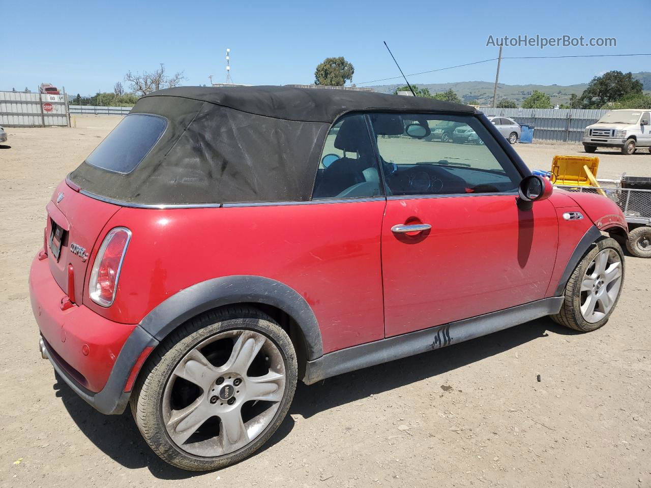 2007 Mini Cooper S Red vin: WMWRH33537TJ44835