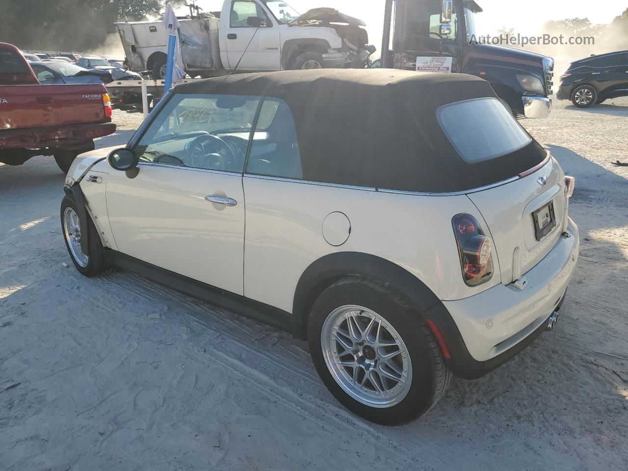 2007 Mini Cooper S White vin: WMWRH33537TL94771