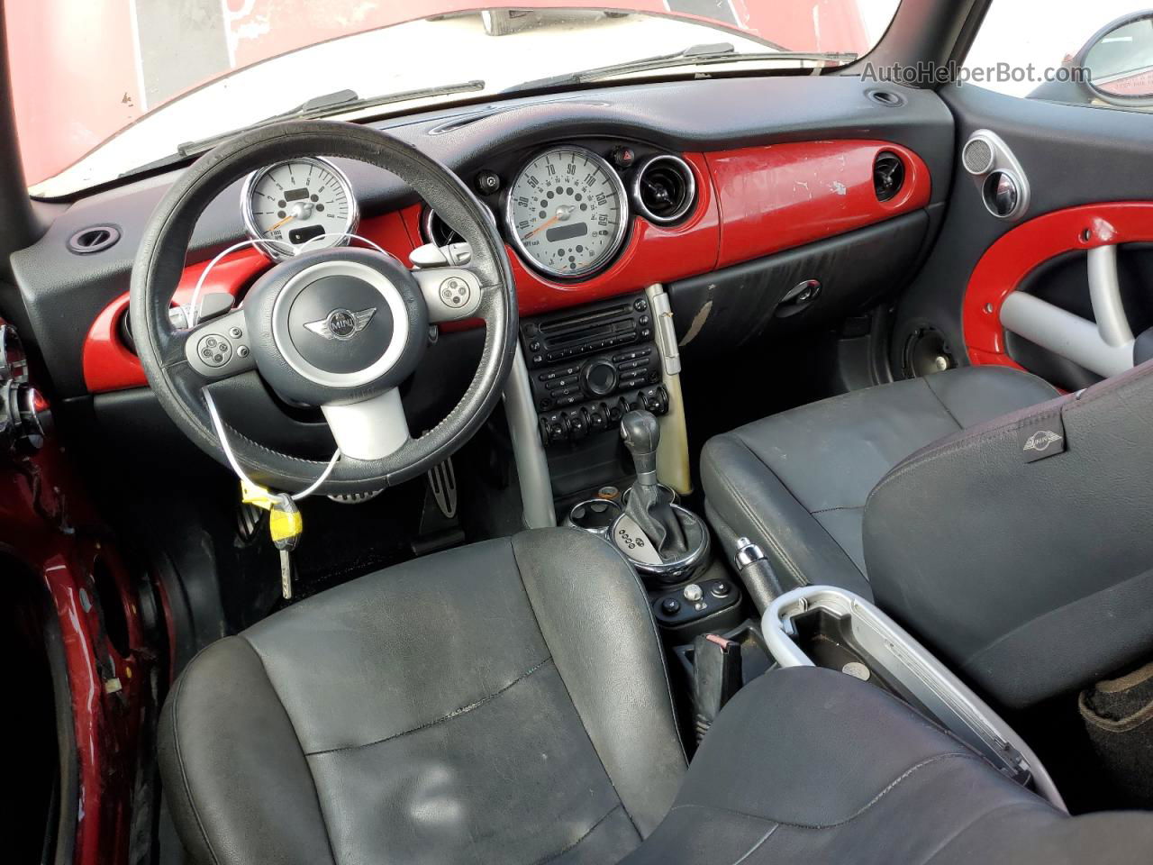 2007 Mini Cooper S Red vin: WMWRH33537TL95855