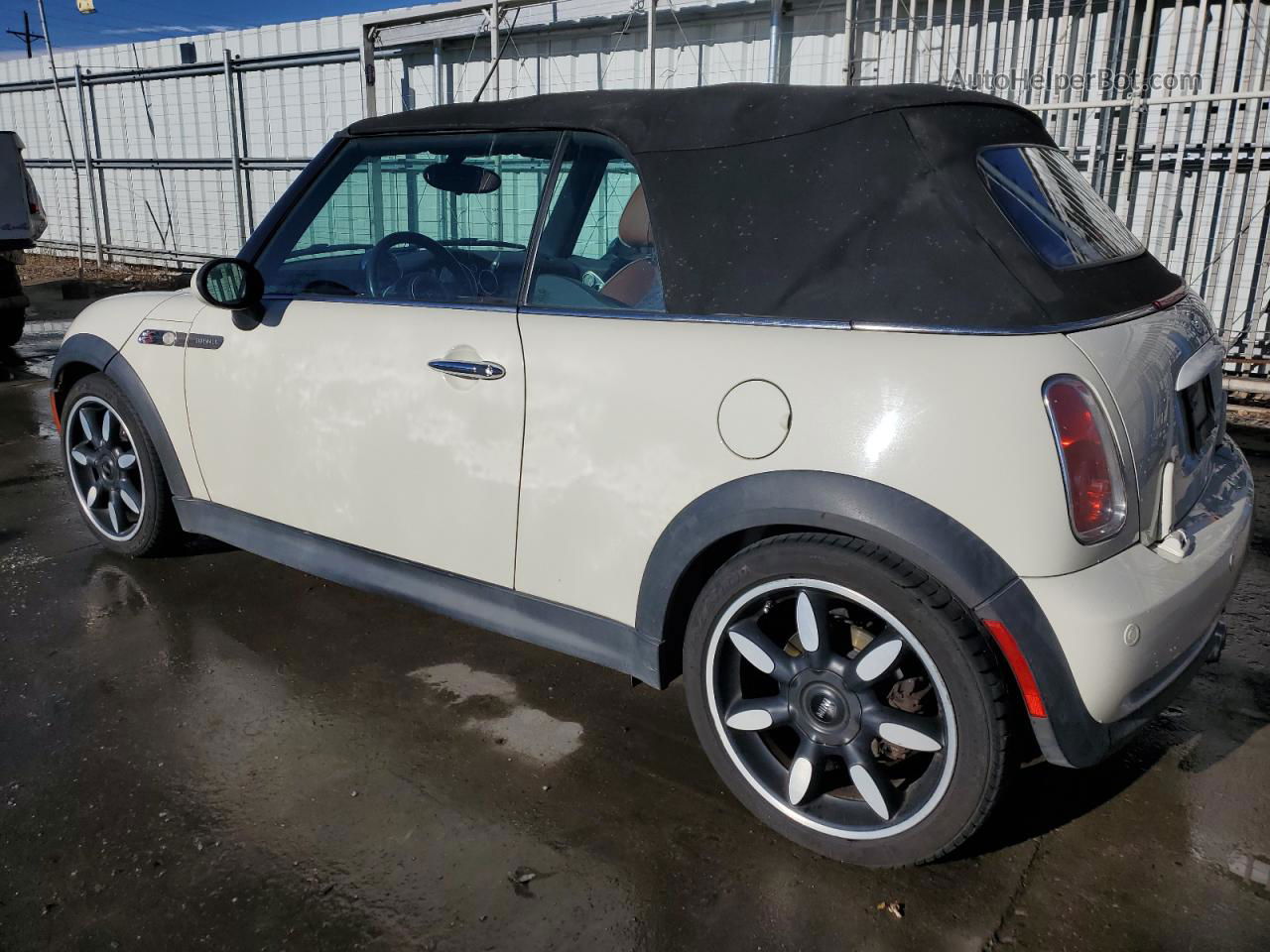 2007 Mini Cooper S White vin: WMWRH33547TJ43564