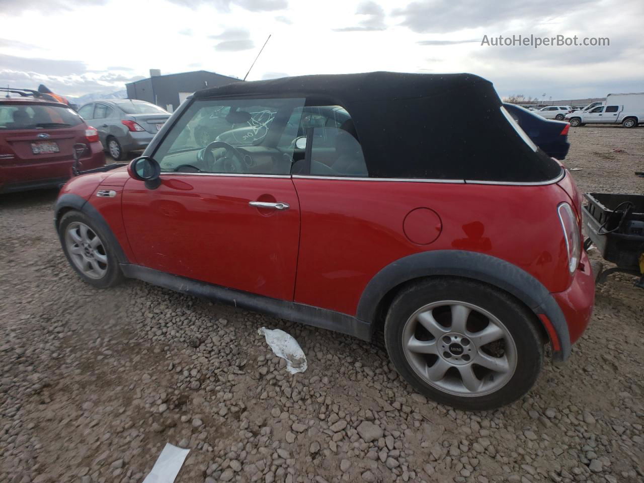 2007 Mini Cooper S Red vin: WMWRH33567TL95705