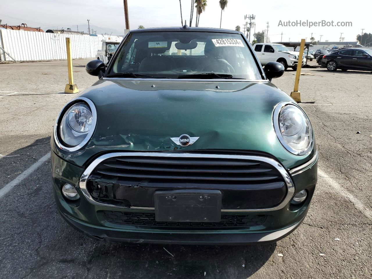 2018 Mini Cooper  Green vin: WMWWG5C50J3D00888