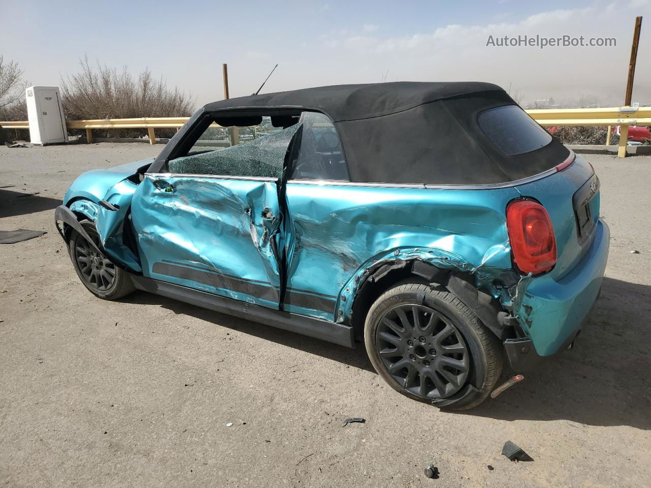 2018 Mini Cooper  Teal vin: WMWWG5C5XJ3D00672