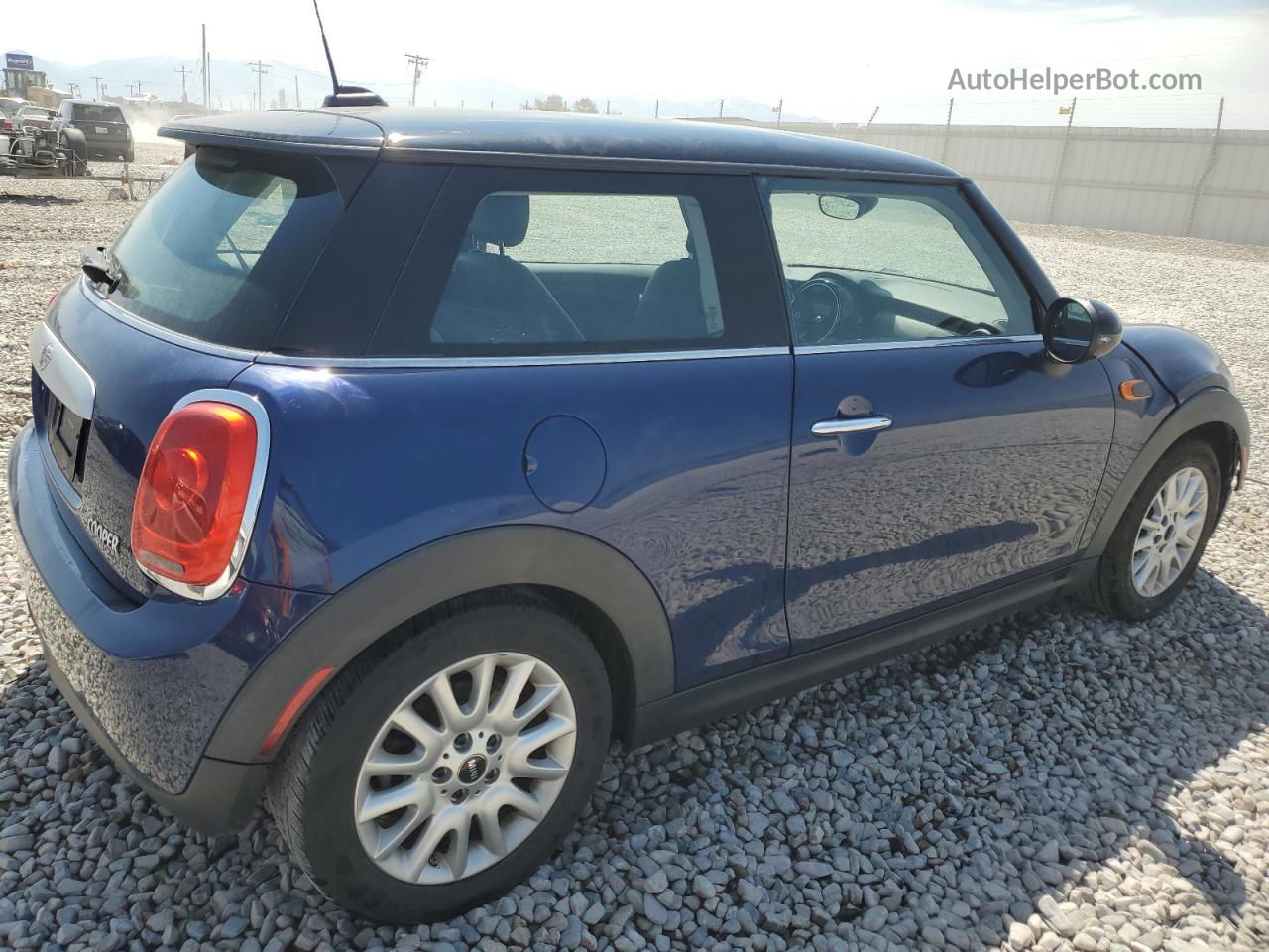 2015 Mini Cooper  Blue vin: WMWXM5C51F3B34322