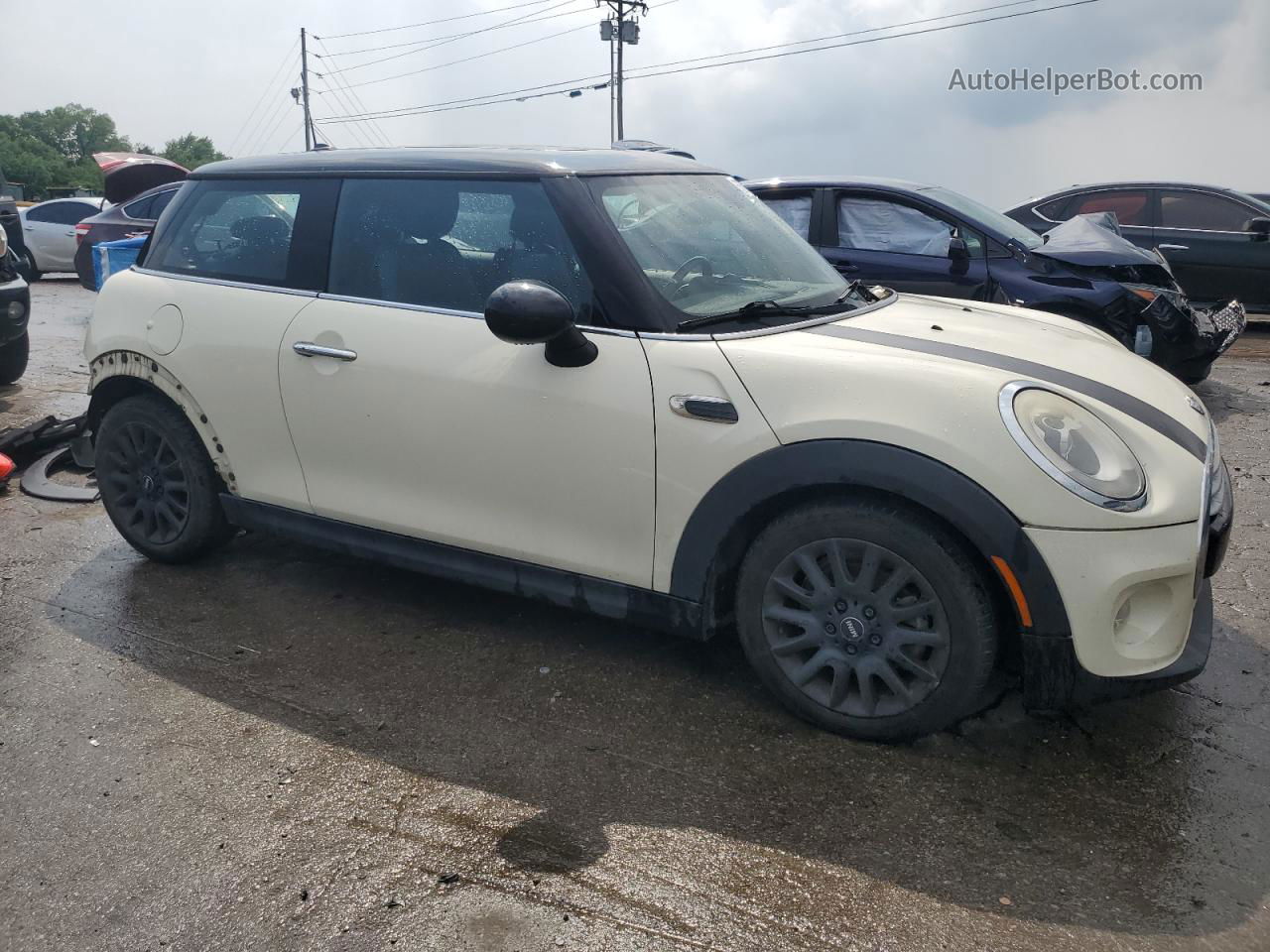 2015 Mini Cooper  White vin: WMWXM5C51FT938259