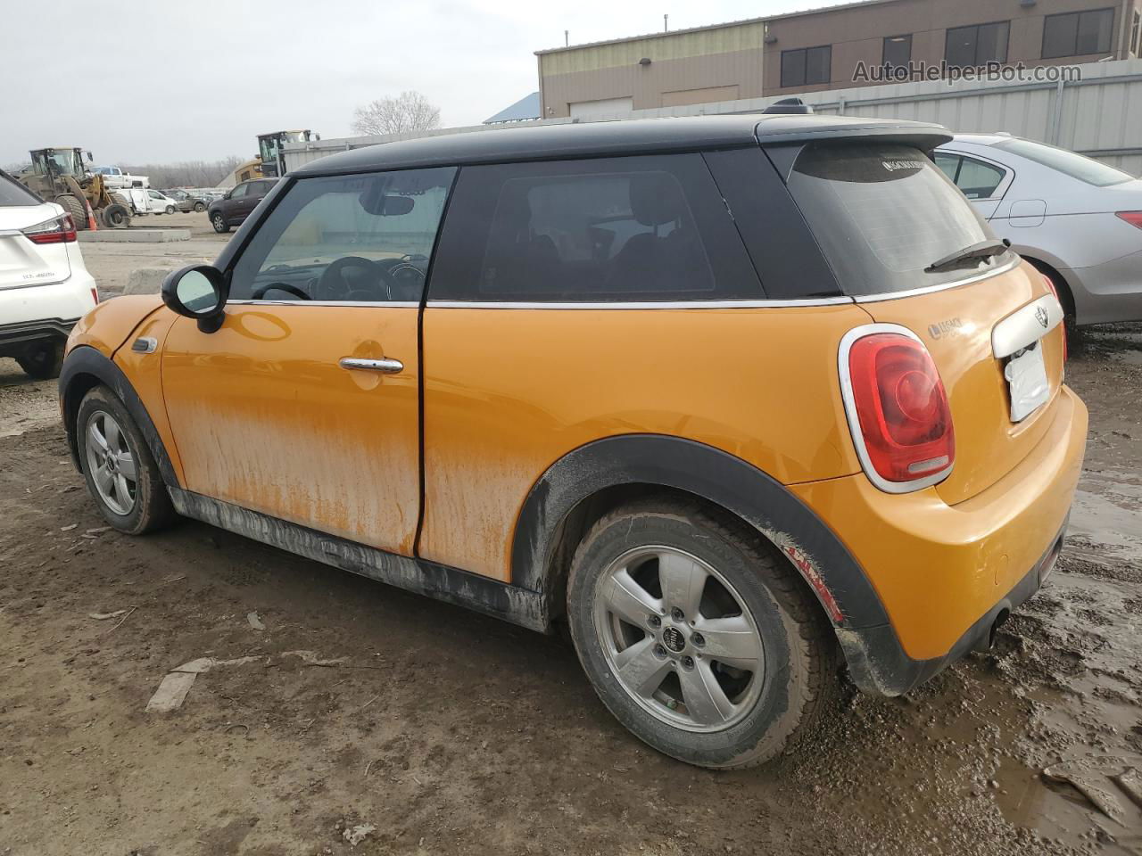 2015 Mini Cooper  Orange vin: WMWXM5C52FT973165