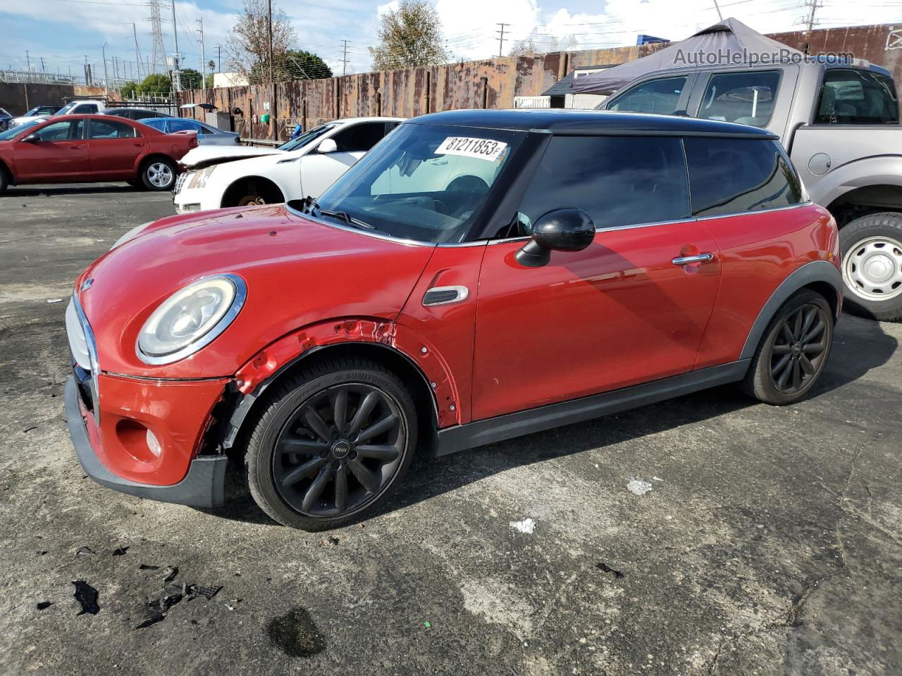 2015 Mini Cooper  Red vin: WMWXM5C57F3A56824