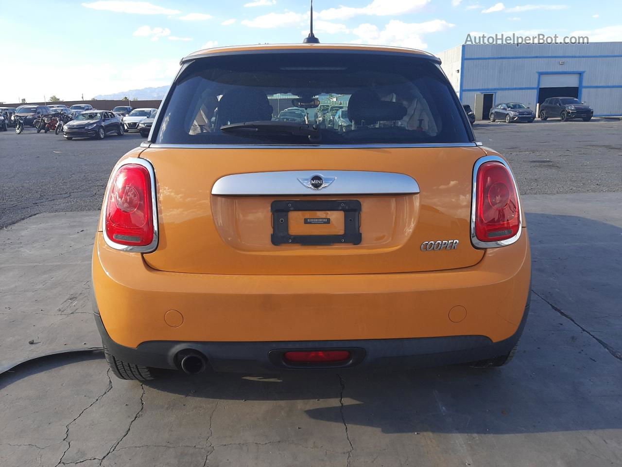 2015 Mini Cooper  Orange vin: WMWXM5C57F3A96630