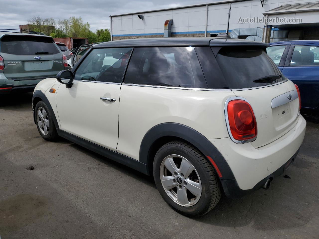 2015 Mini Cooper  Cream vin: WMWXM5C58F3A56413