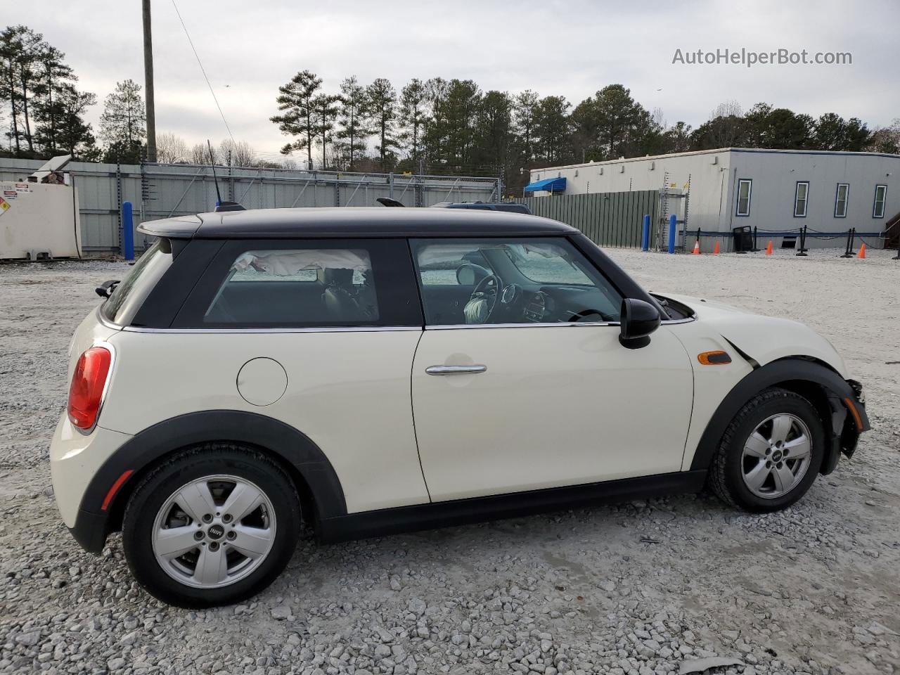 2015 Mini Cooper  Beige vin: WMWXM5C59F3A57568