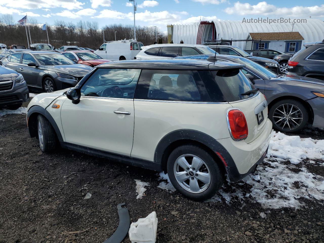 2015 Mini Cooper  Белый vin: WMWXM5C5XFT942505