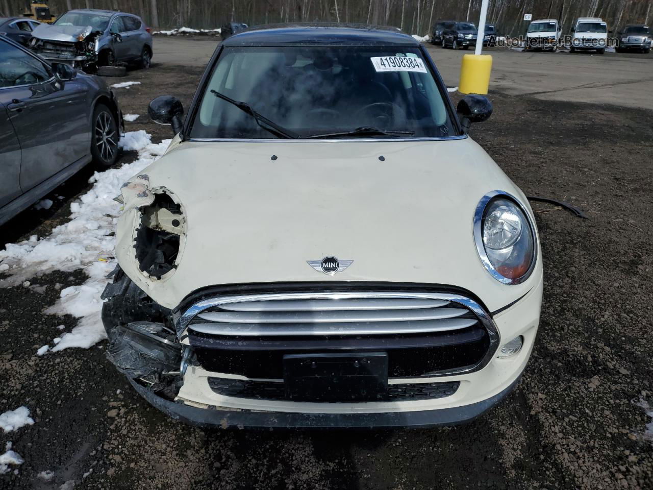 2015 Mini Cooper  White vin: WMWXM5C5XFT942505